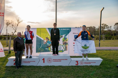 Triatlon Türkiye Şampiyonası’na Osmangazi damgası: 3 madalya birden
