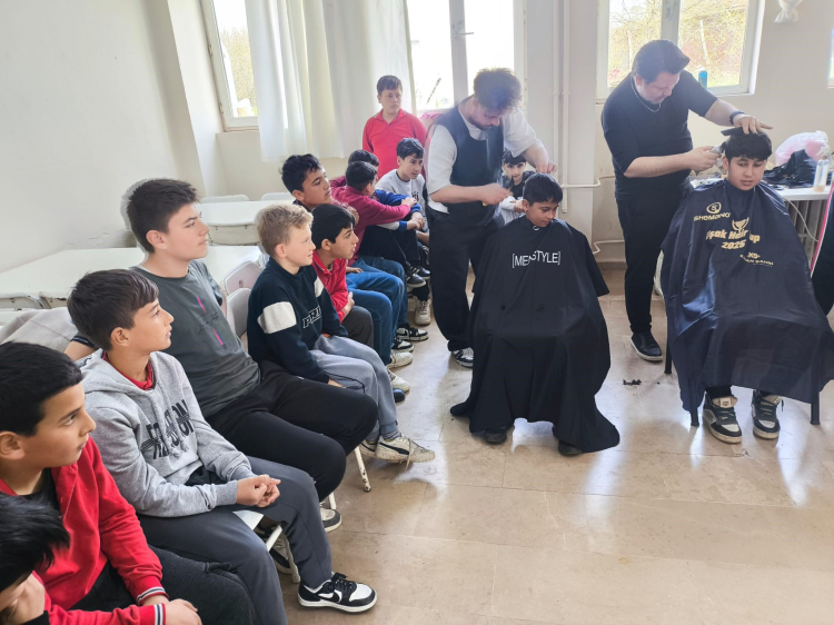 Bursa’da minik kalplere 23 Nisan sürprizi!-Bursa Hayat-3