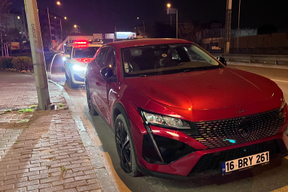 Bursa'da otomobil sürücüsü ölümden kıl payı kurtuldu!