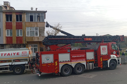 Evi ateşe verip babasını aradı: Mahallede büyük panik!