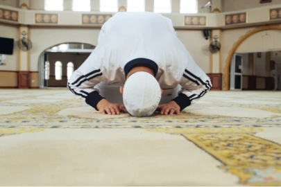 Kocaeli ezan saatleri paylaşıldı | 15 Nisan 2026 Çarşamba