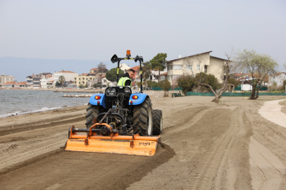 Bursa Büyükşehir'den sahil hattında temizlik operasyonu!