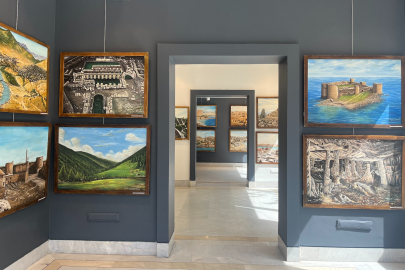 Bursa’da “Tarih Rengini Topraktan Alır” sergisi ziyarete açıldı