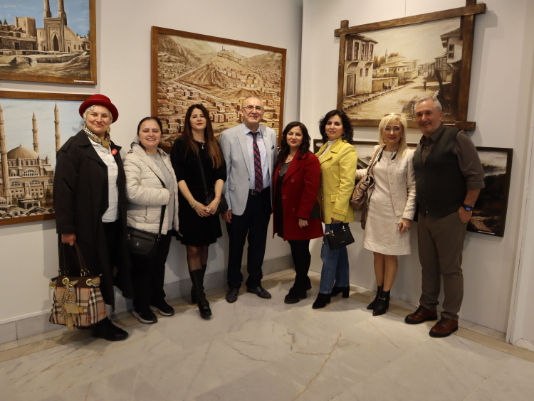 Bursa’da “Tarih Rengini Topraktan Alır” sergisi ziyarete açıldı - Bursa Hayat Gazetesi-4