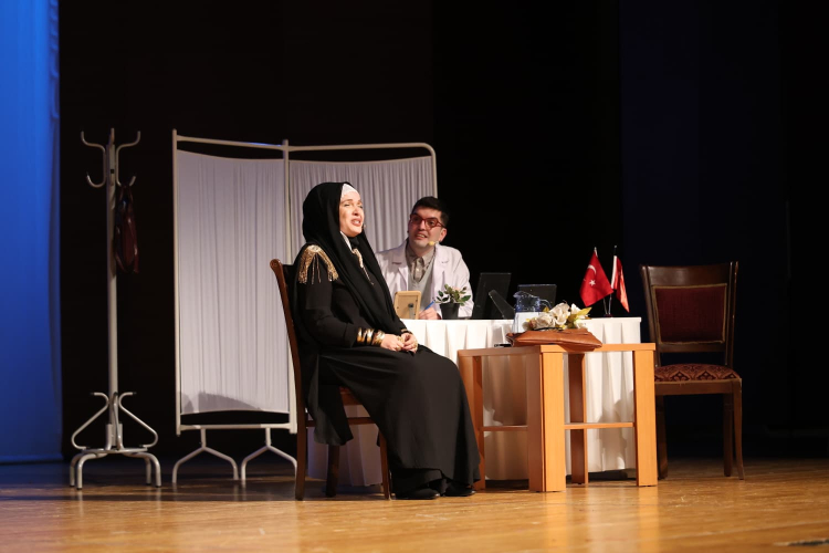 Osmangazi’de Rumeli esintili tiyatro gecesine yoğun ilgi - Bursa Hayat Gazetesi-3