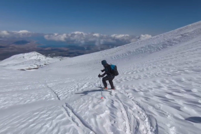Süphan Dağı’nda Polonyalı dağcıların zorlu anları! Hava muhalefeti zirve planlarını yarıda kesti