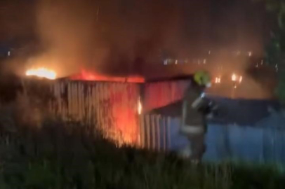 Bursa’da korkutan iş yeri yangını!