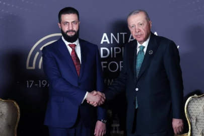 Antalya’da kritik temas! Erdoğan ile Şara bir araya geldi