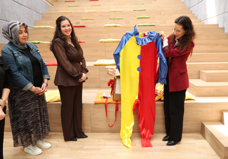 Osmangazi Belediyesi'nden lösemili çocuklara 23 Nisan sürprizi - Bursa Hayat Gazetesi-2