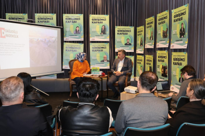 Osmangazi'de girişimcilik zirvesi: Erol Dağlıoğlu gençlerle buluştu