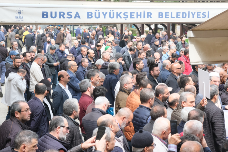 Bursa’da eğitim camiasından okul saldırılarına sert tepki - Bursa Hayat Gazetesi-5