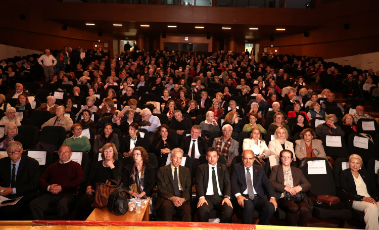 YKKED Aydınlanma Ödülü Prof. Dr. Bilsay Kuruç’a verildi - Bursa Hayat Gazetesi-2
