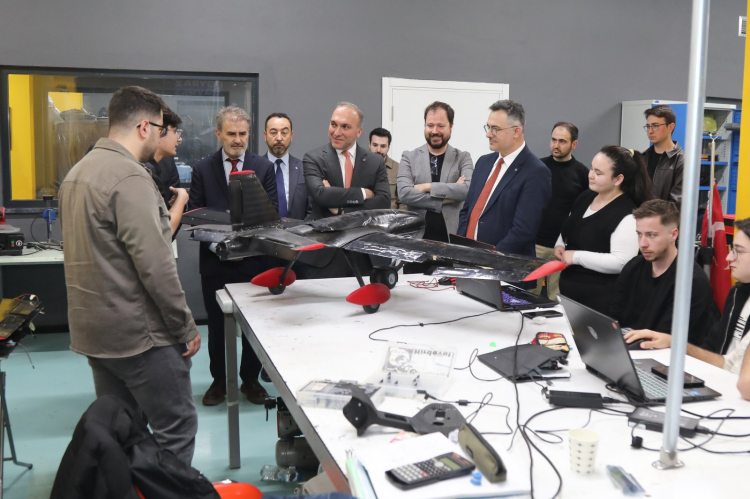 Türkiye’nin havacılık serüveni BTÜ’de anlatıldı!-Bursa Hayat-5