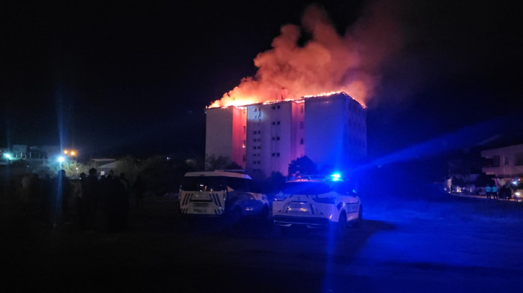 Lise pansiyonunda yangın alarmı: 46 öğrenci kurtarıldı!-Bursa Hayat-2