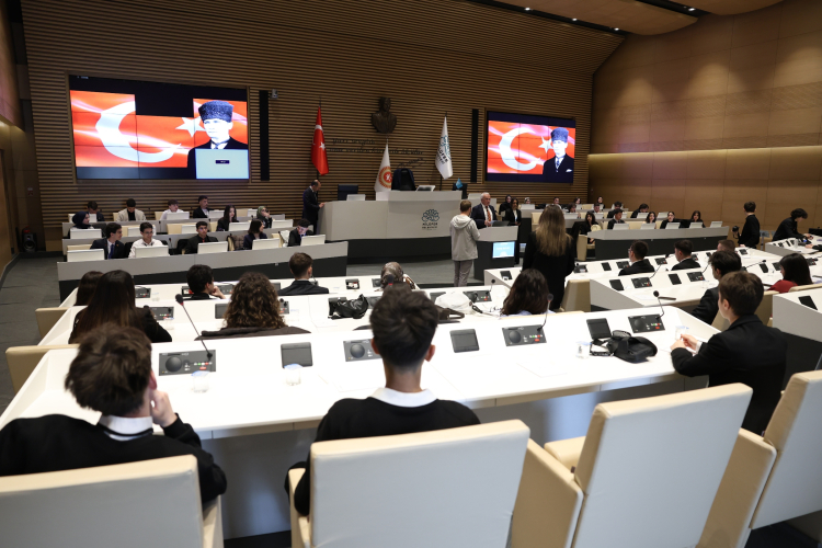 Nilüfer’de gençler gerçek meclis deneyimiyle buluştu!-Bursa Hayat-5
