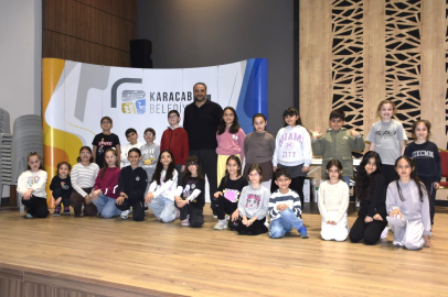  Karacabey Belediyesi’nden çocuklara tiyatro projesi