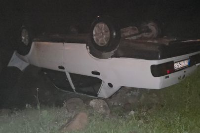 Kontrolden çıkan otomobil tarlaya devrildi