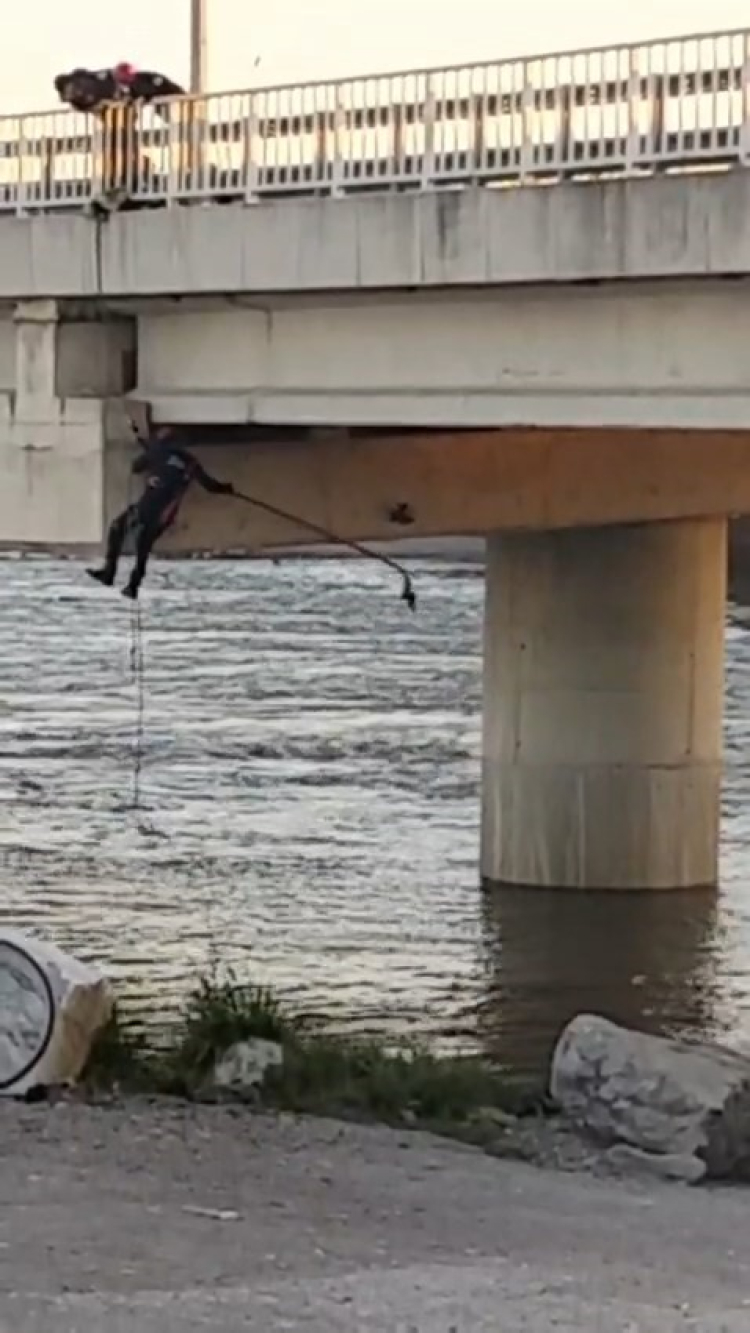 Halatla indiler, güvercini kurtardılar: Bursa’da ilginç olay!-Bursa Hayat-3