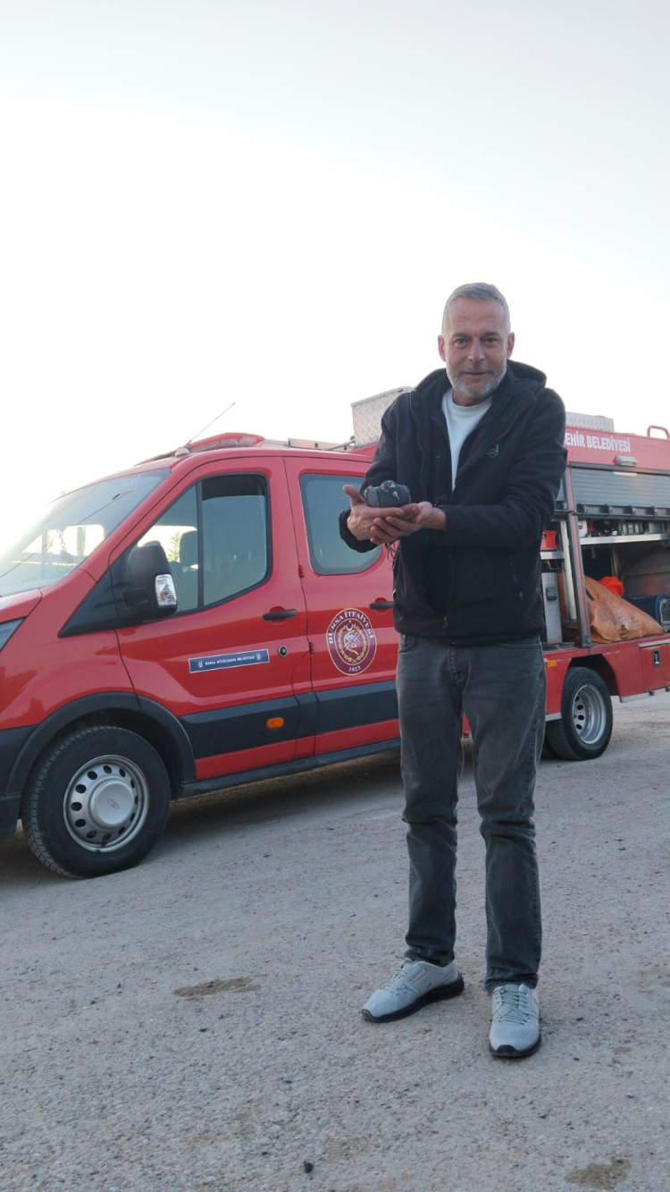 Halatla indiler, güvercini kurtardılar: Bursa’da ilginç olay!-Bursa Hayat-2