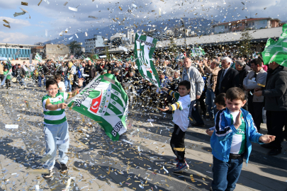 Bursa’da yeşil beyaz coşku zirveye ulaştı