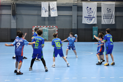 Nilüfer’de spor şöleni başladı: Genç yetenekler sahada devleşti!