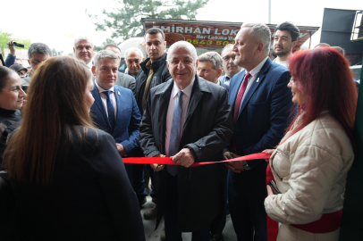 Zafer Partisi Yıldırım İlçe Başkanlığı Ümit Özdağ’ın katılımıyla açıldı