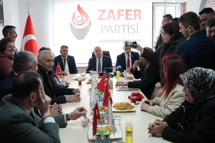 Zafer Partisi Yıldırım İlçe Başkanlığı Ümit Özdağ’ın katılımıyla açıldı - Bursa Hayat Gazetesi-2
