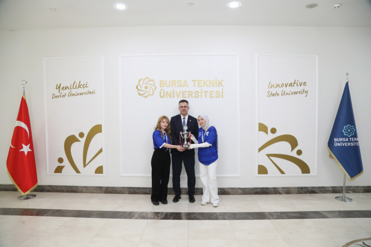 Floor Curling Türkiye Şampiyonası’nda BTÜ’den gurur veren başarı!-Bursa Hayat-2