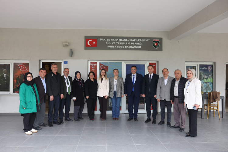 Nilüfer’den gazi ve şehit yakınlarına dayanışma ziyareti - Bursa Hayat Gazetesi-2