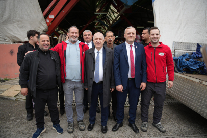 Ümit Özdağ Bursa’da saha ziyaretlerinde