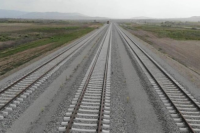 Beklenen açıklama geldi: Türkiye’ye uzanacak demir yolu için plan netleşti!