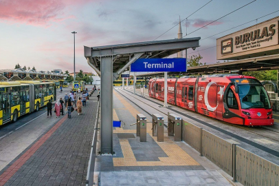 BURULAŞ'ta bayrak değişimi!