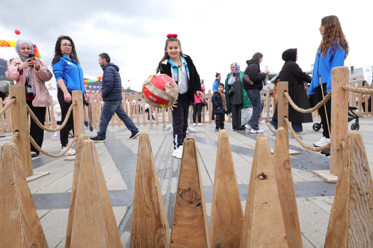 Osmangazi’de çocuklara 3 gün sürecek bayram şöleni!-Bursa Hayat-5