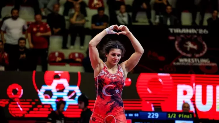 Nesrin Baş’tan tarihi başarı: Avrupa’da bir kez daha zirve!-Bursa Hayat-3