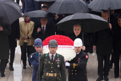 Devlet erkanı Anıtkabir’i ziyaret etti!