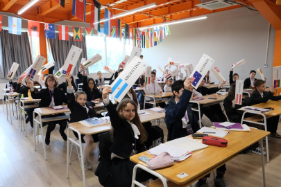 Bursa’da Türk ve Rus öğrenciler küresel sorunlar için buluştu