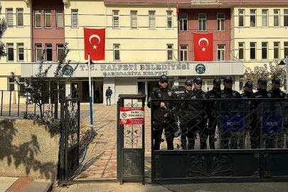 Halfeti Belediyesi'ne operasyon!