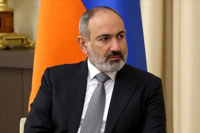 Türk bayrağına alçak saldırı! Ermenistan Başbakanı Paşinyan’dan açıklama