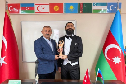 Akif Manaf’ın 'Barış Psikolojisi' ödüllendirildi