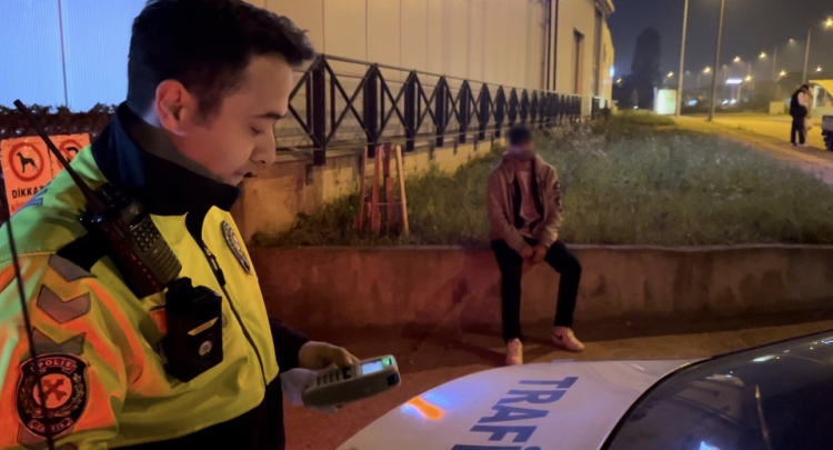 Bursa’da alkol denetimi! 6 ay men kararını duyunca kendini tutamadı -Bursa Hayat-3