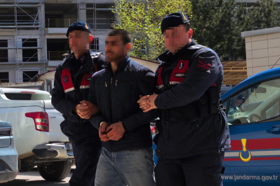 Bursa’da aranan şahıs JASAT tarafından yakalandı!