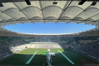 Bursaspor’dan muhteşem final: Şampiyonluk tüm kente yayıldı!