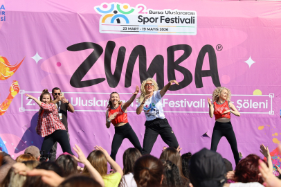Bursa’da açık havada zumba şöleni!