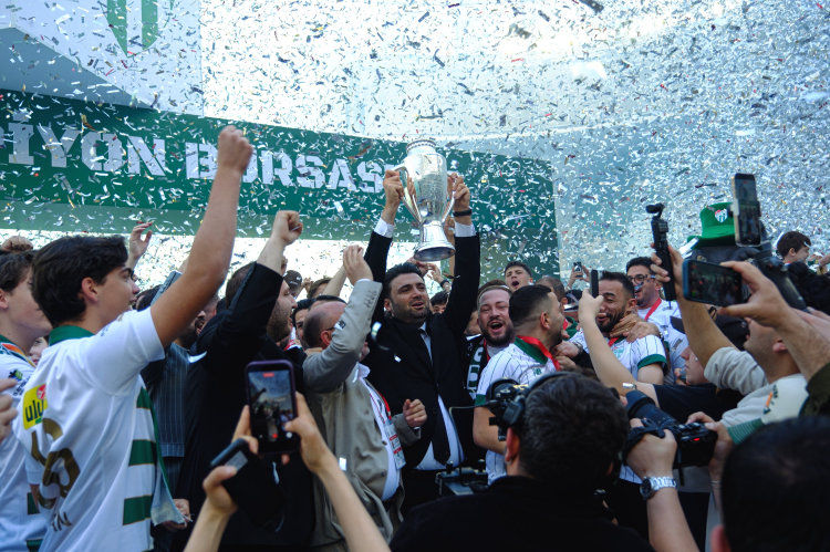 Şahin Biba Bu kupa Bursa’nın birlik ruhunun eseridir - Bursa Hayat Gazetesi-2