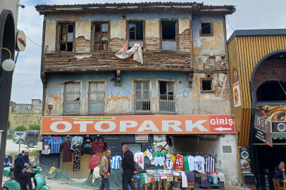 Bursa’da şehrin en işlek noktasında göz göre göre risk