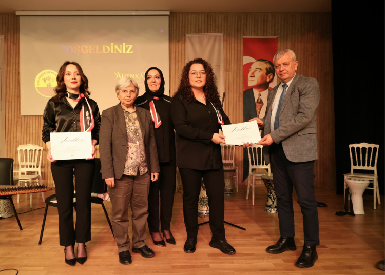 Kadınlardan ritim dolu gece: Osmangazi’de sahne onların oldu - Bursa Hayat - 4