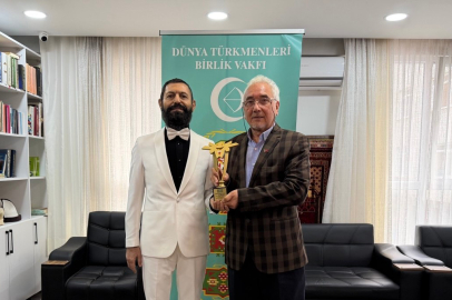 Barış aktivisti Akif Manaf’a "Barış için İnsanlık Ödülü" takdim edildi