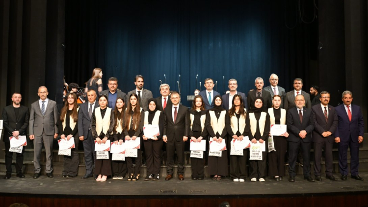 Bursa’da 15 Temmuz ruhu sahneye taşındı - Bursa Hayat Gazetesi-5