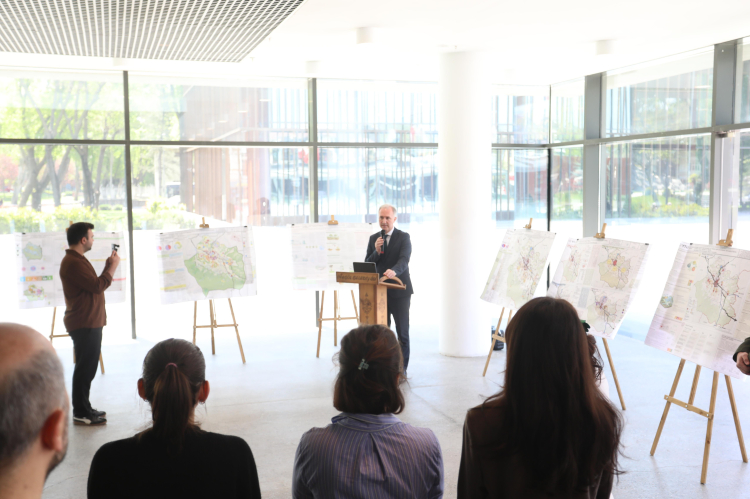 İnegöl’de geleceğin şehir vizyonuna ışık tutan projeler sergilendi - Bursa Hayat Gazetesi-4