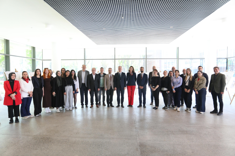 İnegöl’de geleceğin şehir vizyonuna ışık tutan projeler sergilendi - Bursa Hayat Gazetesi-3